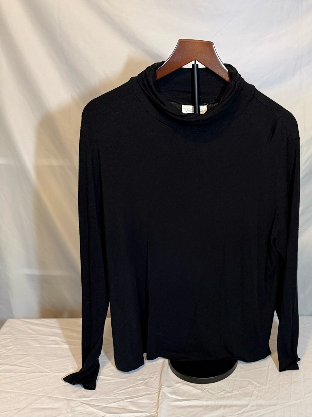Women’s Jillian Nicole Classic Black Long-Sleeve Turtleneck Top Size 1X (OO21)